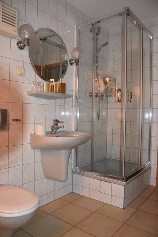 Apartment – Bad